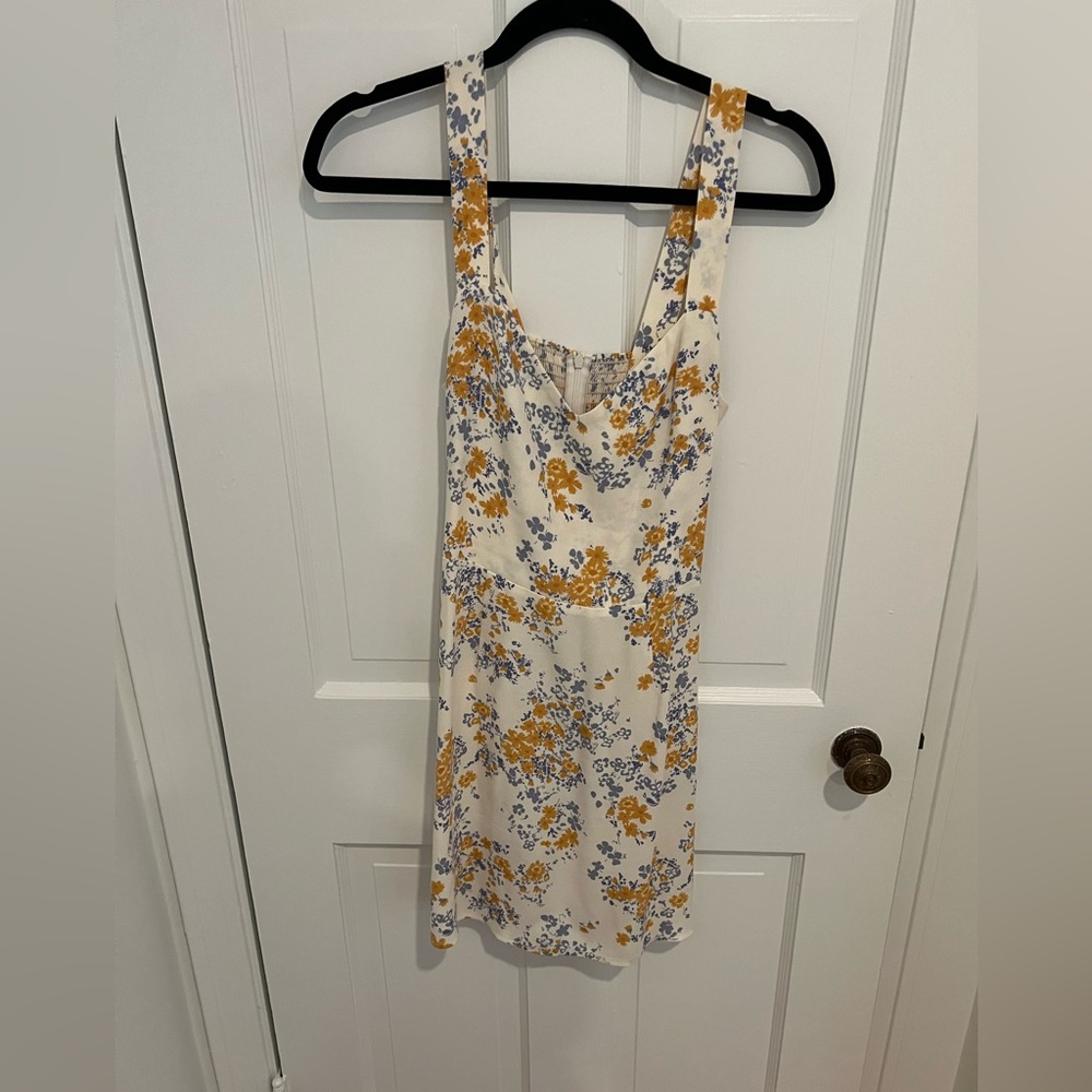 Floral reformation mini